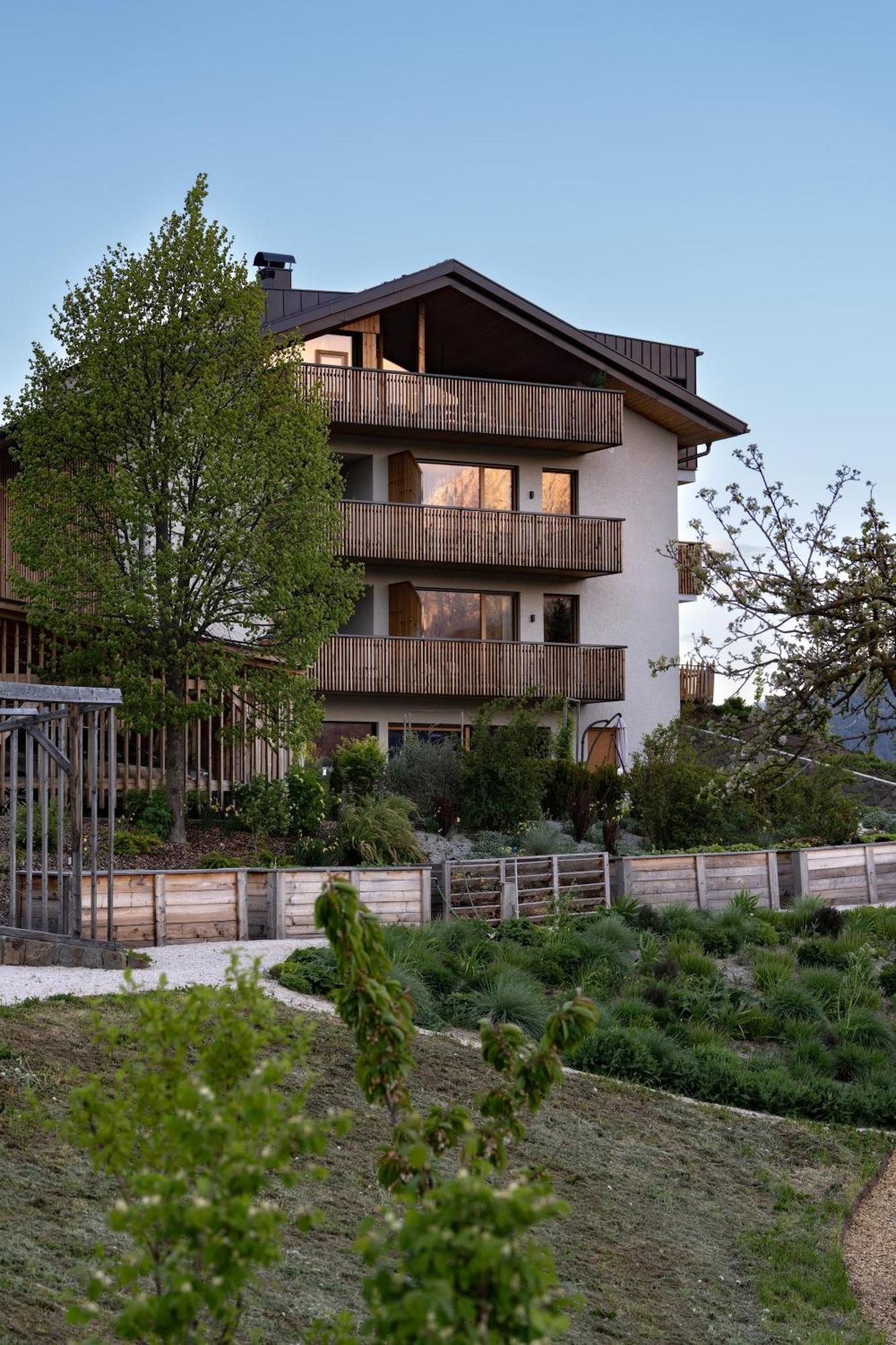 Oberfallerhof Apartment Ummi Барбиано Екстериор снимка